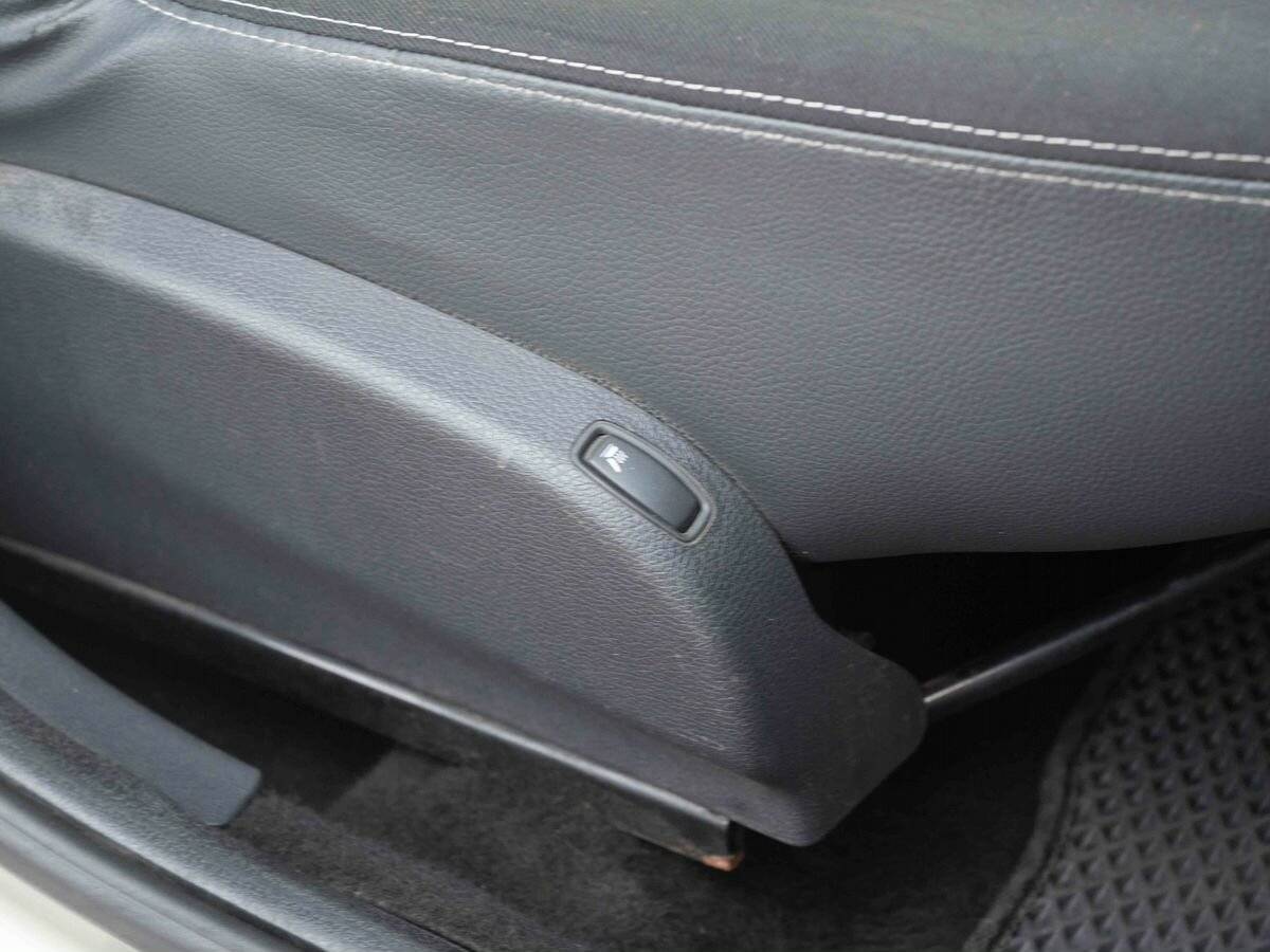 Купить Renault Sandero Stepway, 2011, 308 000 км, фото №16