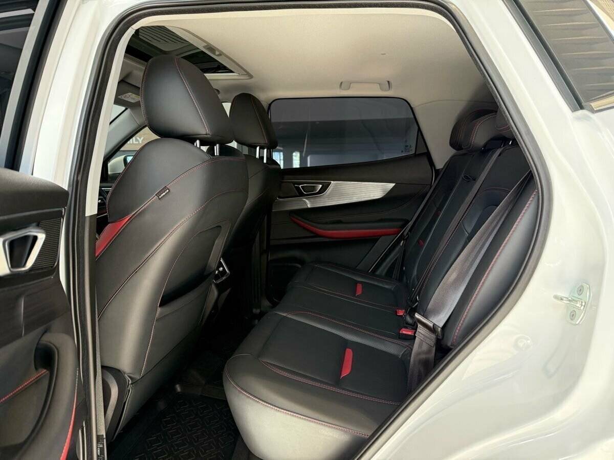 Купить Chery Tiggo 4 Pro, 2022, 19 359 км, фото №13