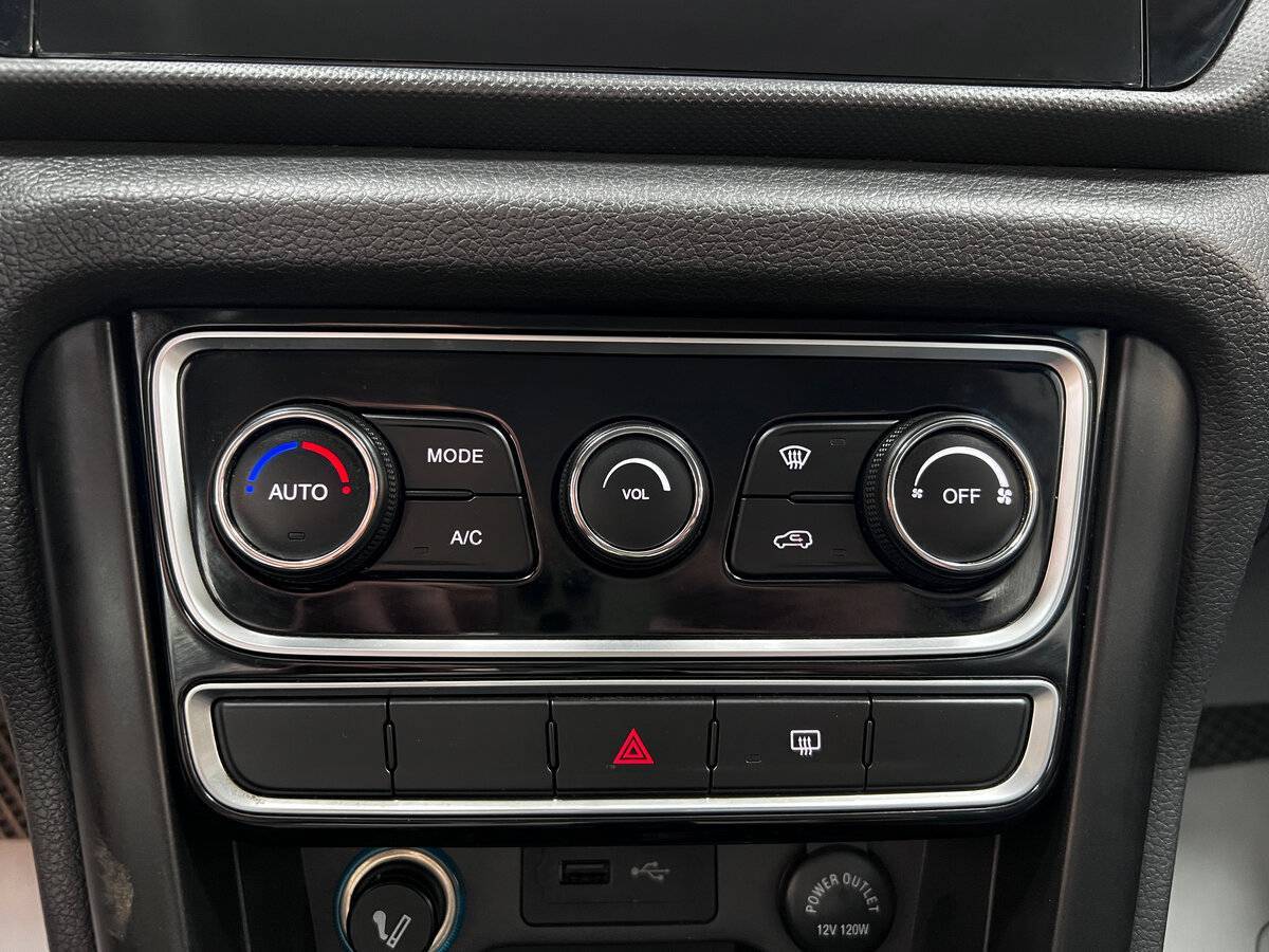 Купить Chery Tiggo 3, 2018, 59 319 км, фото №19