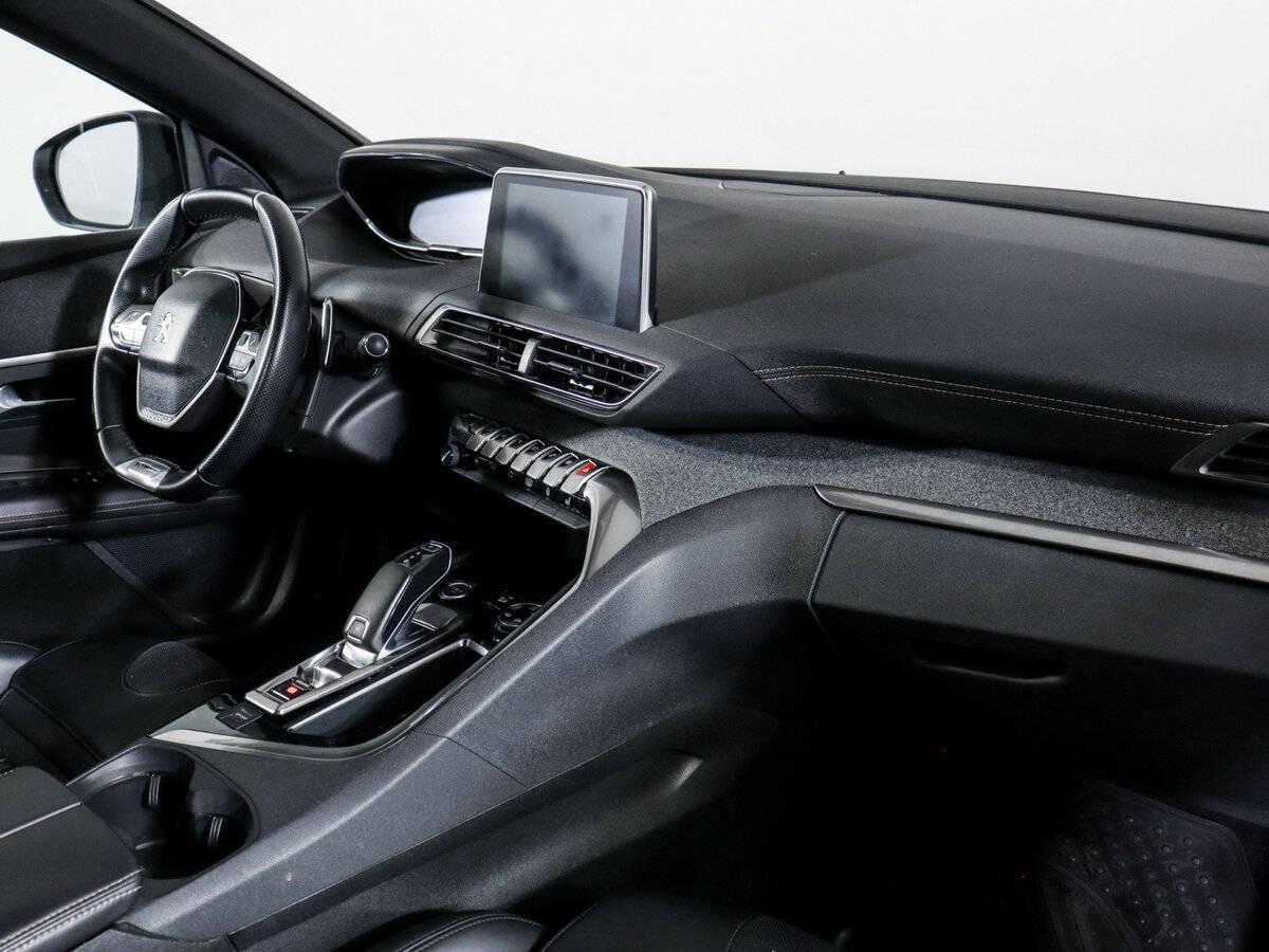 Купить Peugeot 3008, 2017, 192 787 км, фото №6