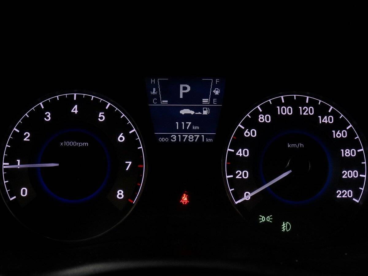 Купить Hyundai Solaris, 2011, 317 869 км, фото №9