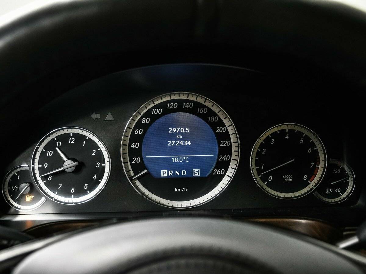 Купить Mercedes-Benz E-Класс 350, 2010, 271 647 км, фото №10