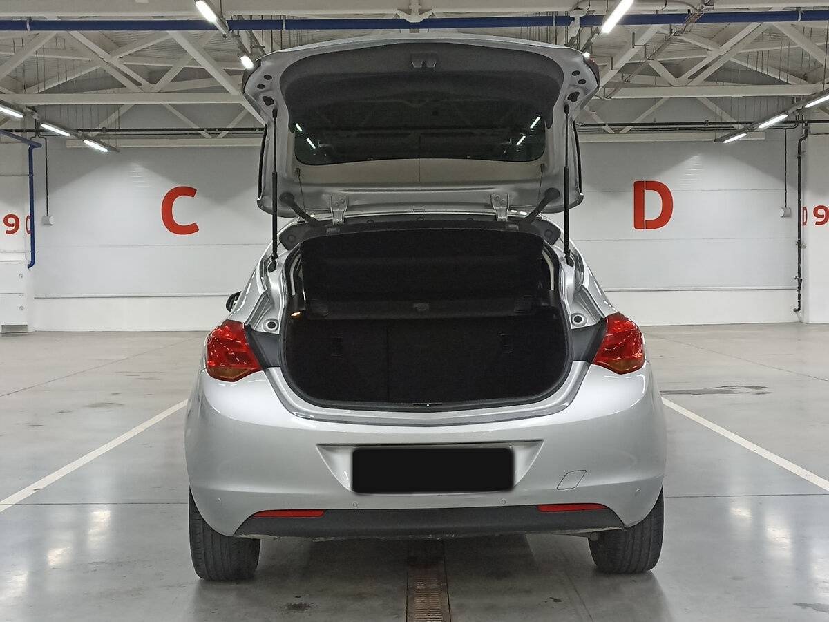 Купить Opel Astra, 2011, 131 802 км, фото №10