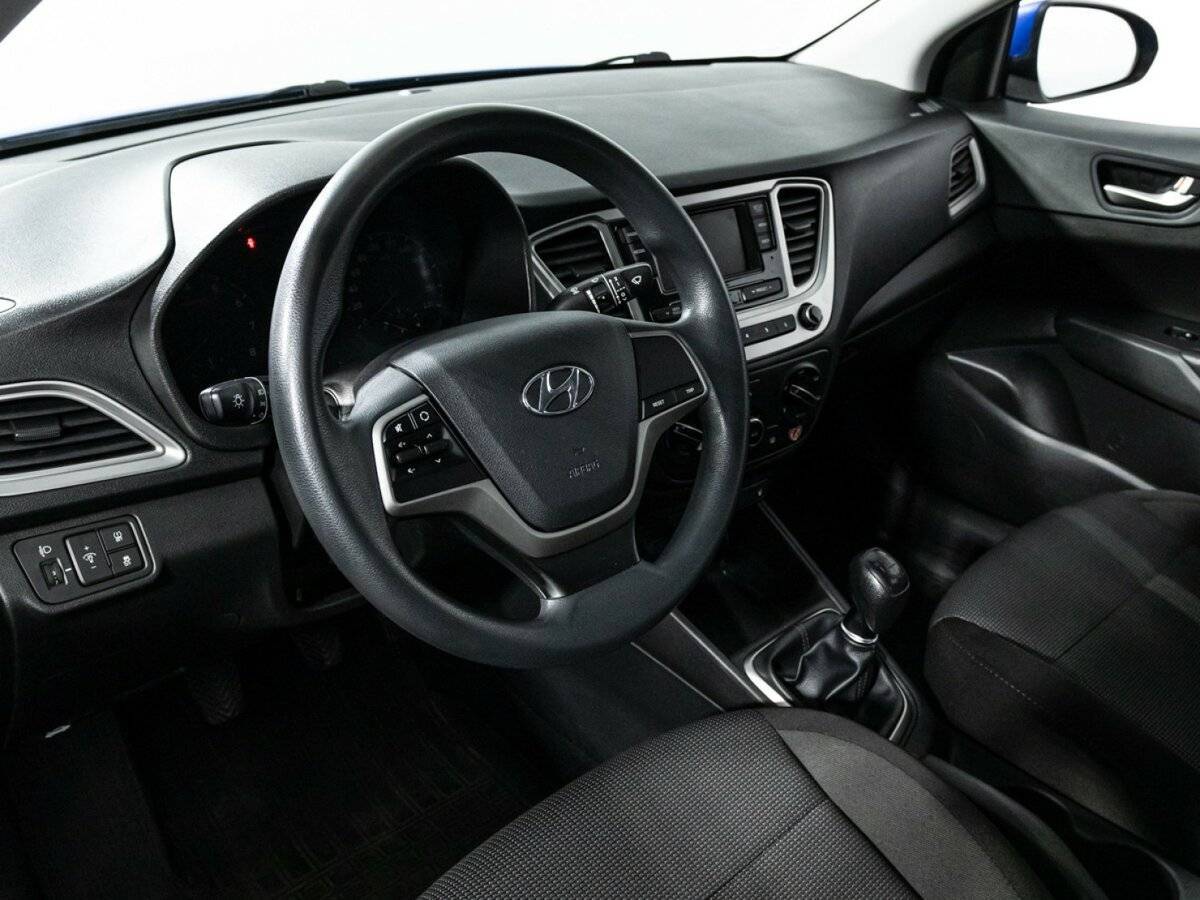 Купить Hyundai Solaris, 2019, 132 097 км, фото №11