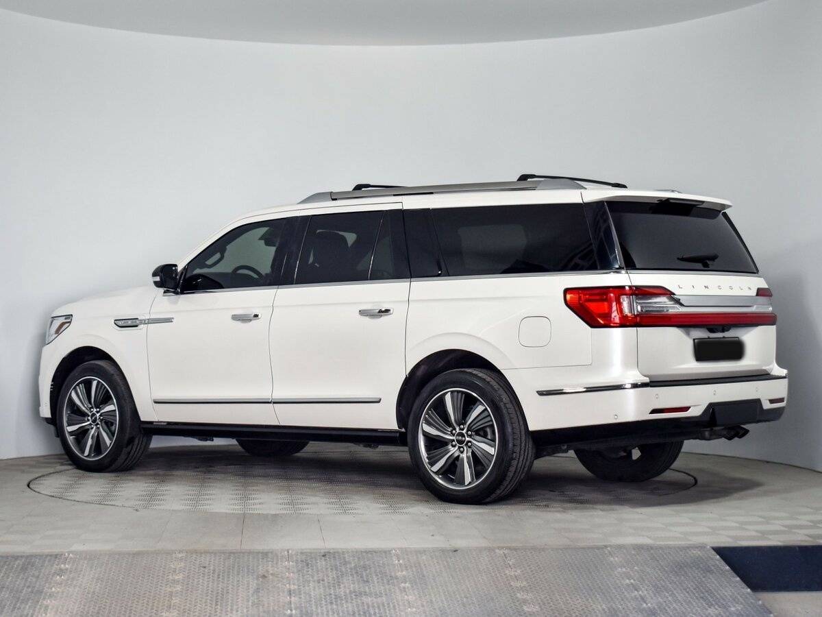 Купить Lincoln Navigator L, 2018, 34 389 км, фото №7
