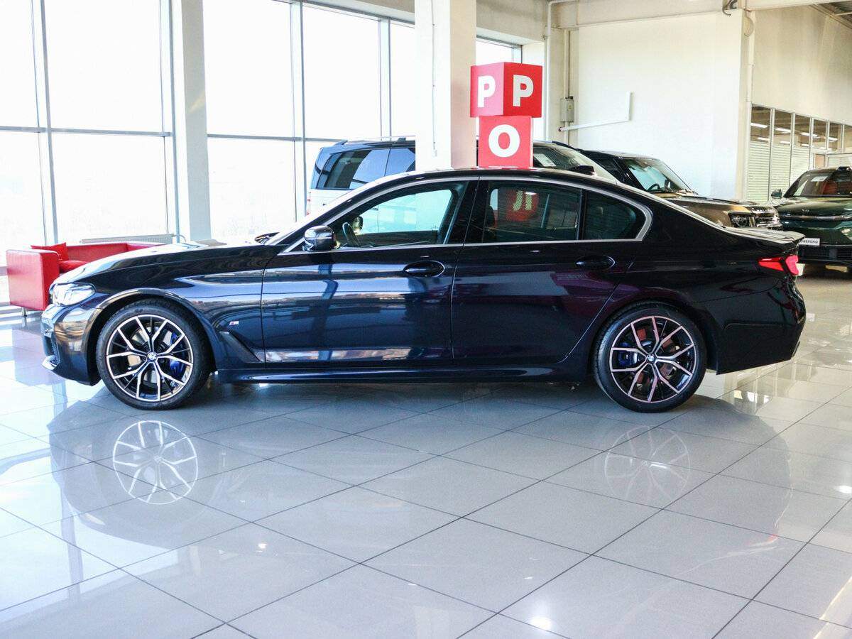 Купить BMW 5 серии 530i xDrive, 2022, 29 885 км, фото №8