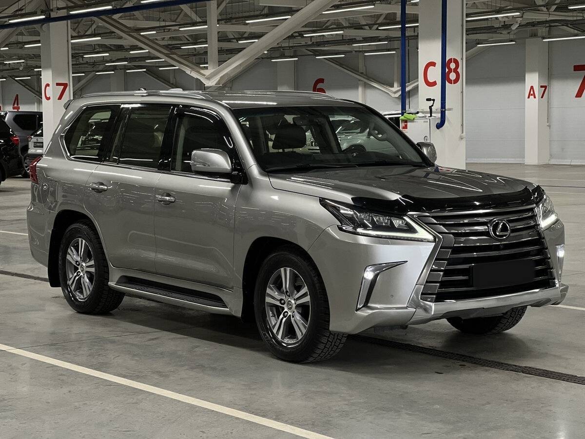 Lexus LX