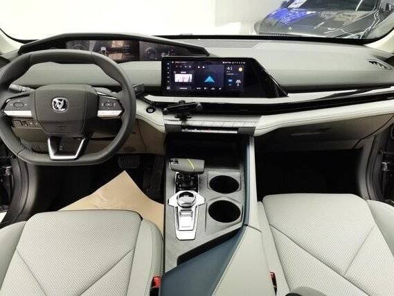 Купить Changan UNI-T, 2022, 56 200 км, фото №7