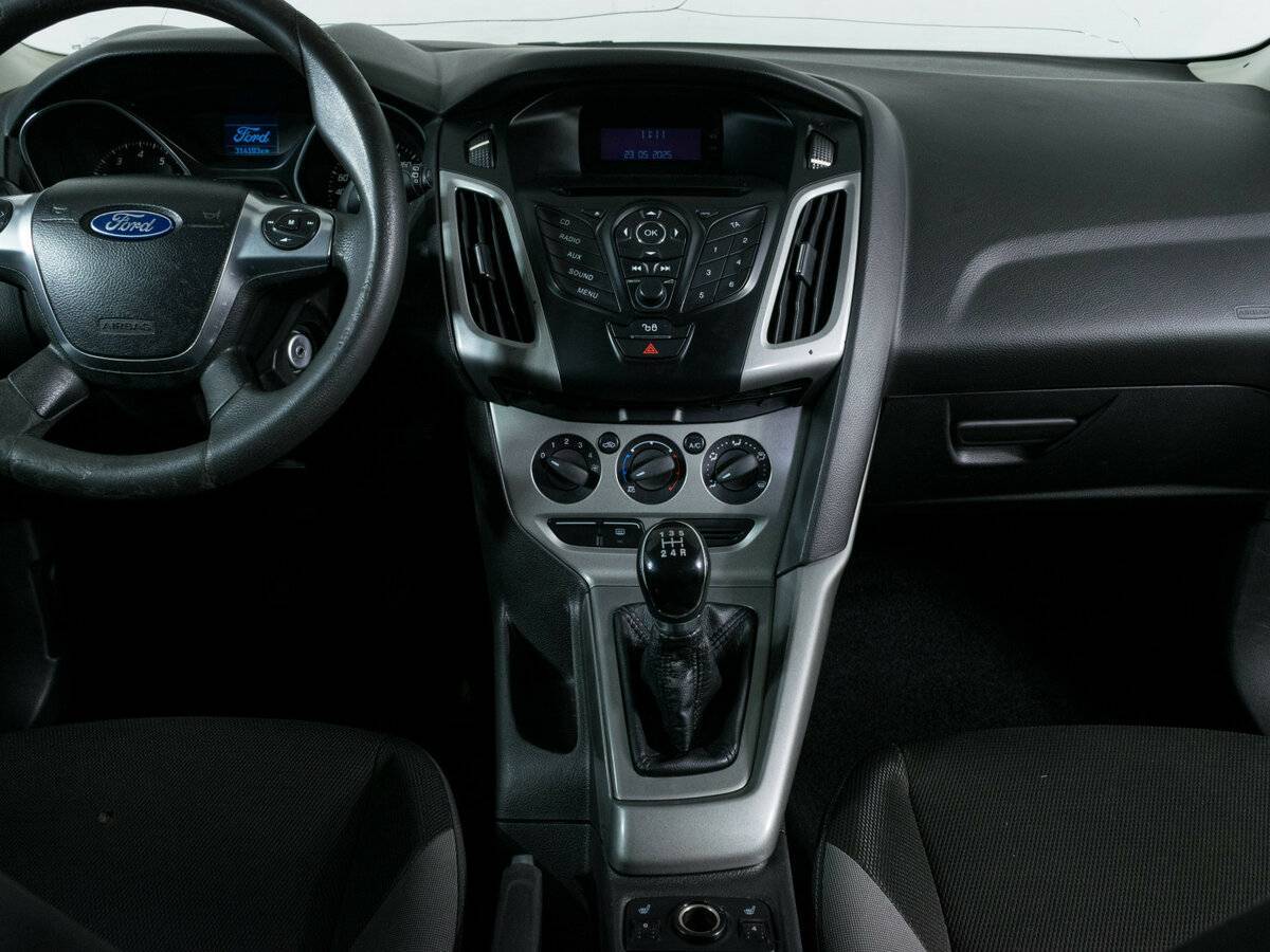 Купить Ford Focus, 2011, 314 102 км, фото №9