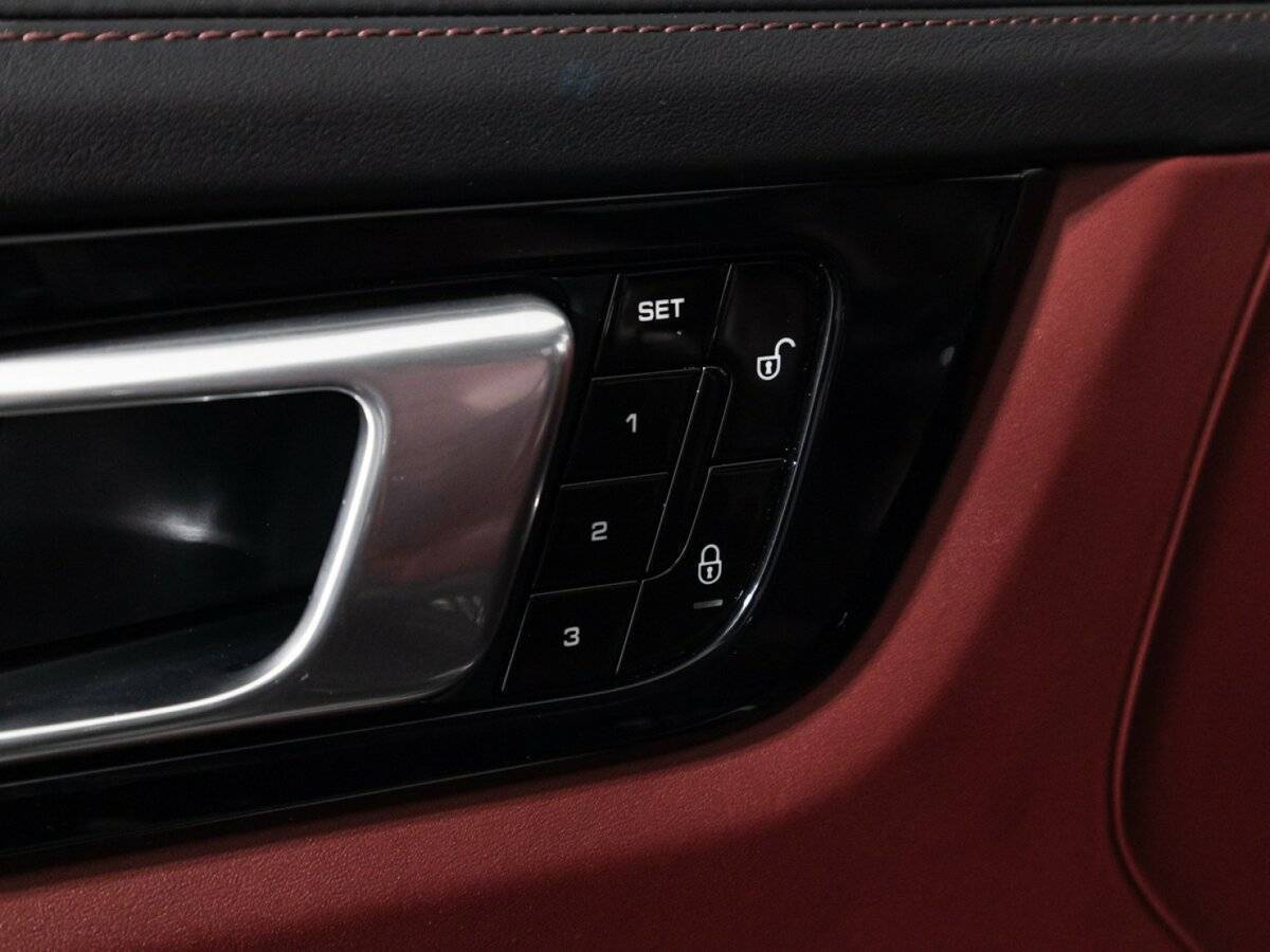 Купить Porsche Cayenne, 2018, 104 000 км, фото №19