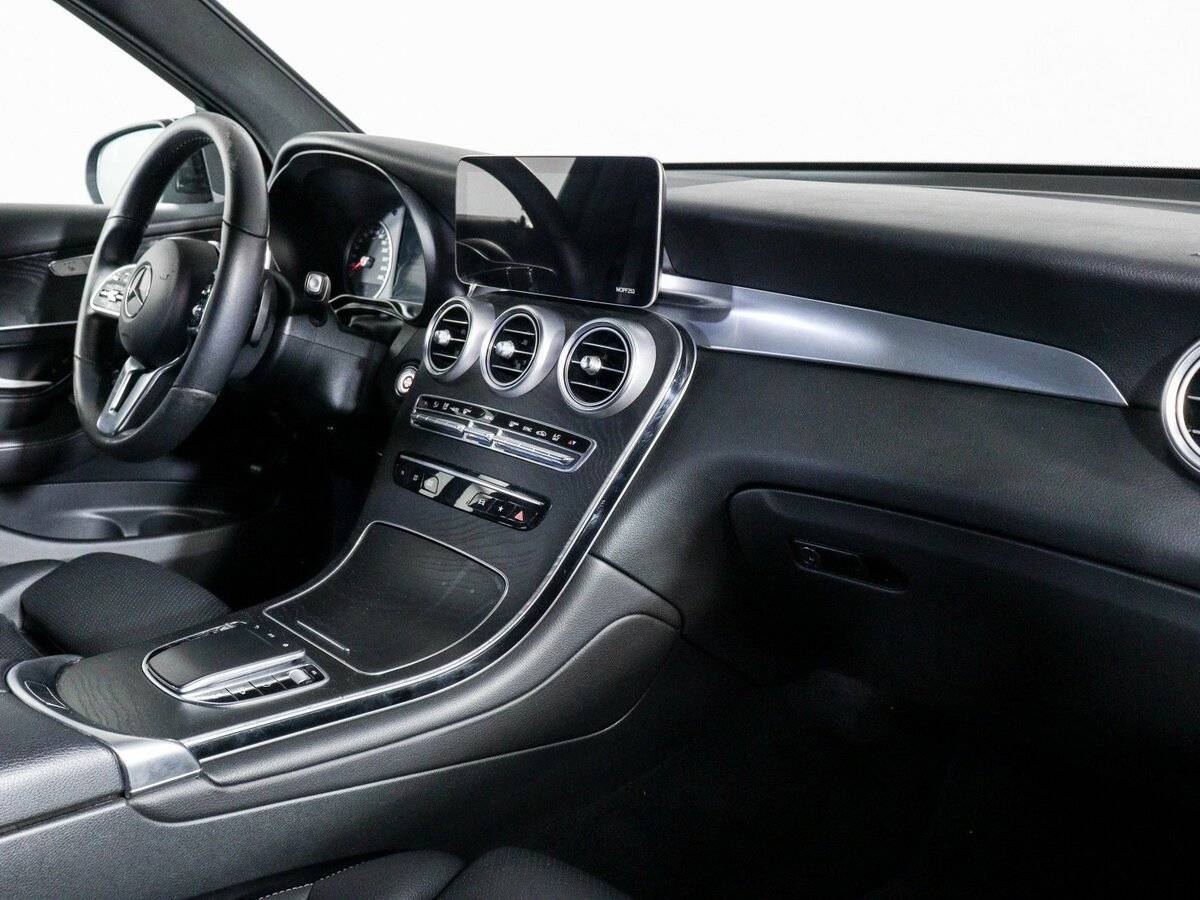 Купить Mercedes-Benz GLC 200, 2021, 72 900 км, фото №5