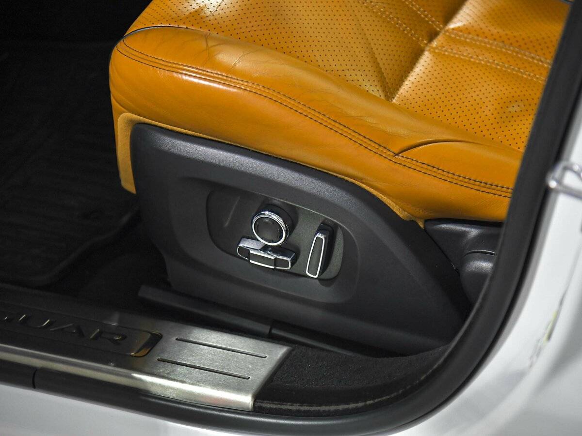 Купить Jaguar XJ, 2016, 118 568 км, фото №16