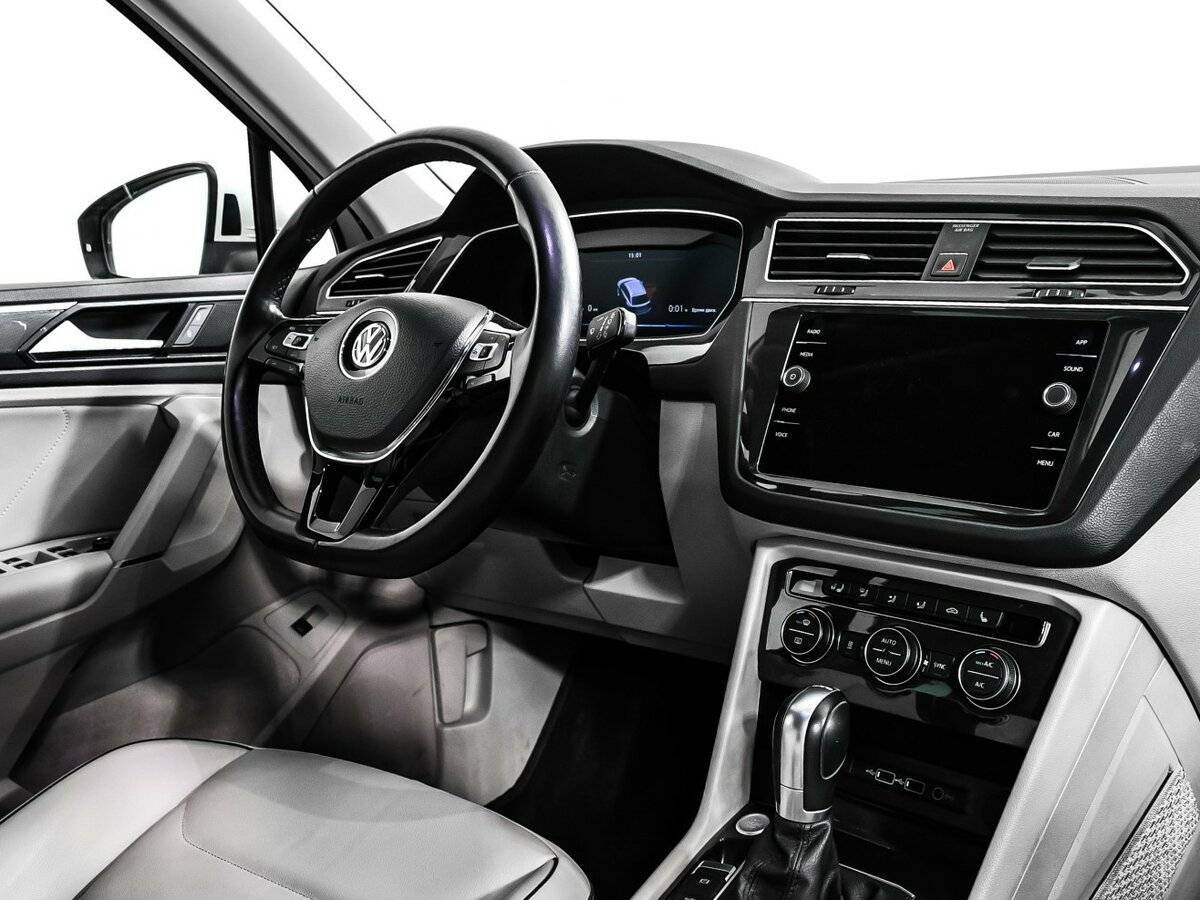 Купить Volkswagen Tiguan, 2018, 89 828 км, фото №9