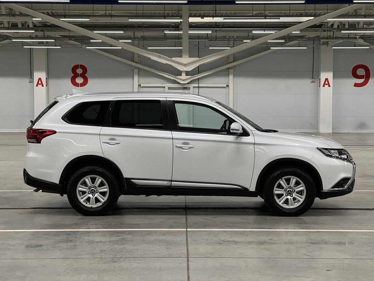 Купить Mitsubishi Outlander, 2021, 61 052 км, фото №4