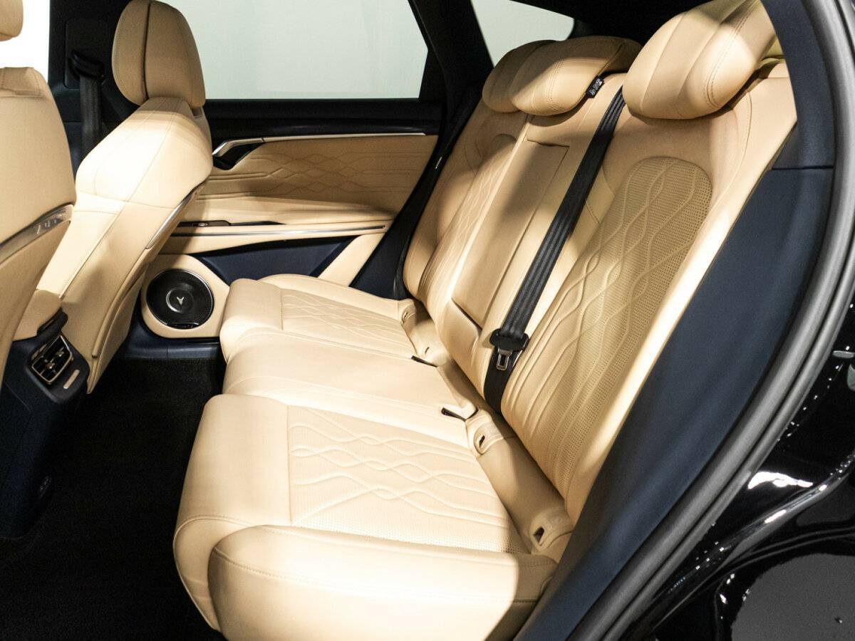 Купить Voyah Free EVR, 2023, 17 000 км, фото №10