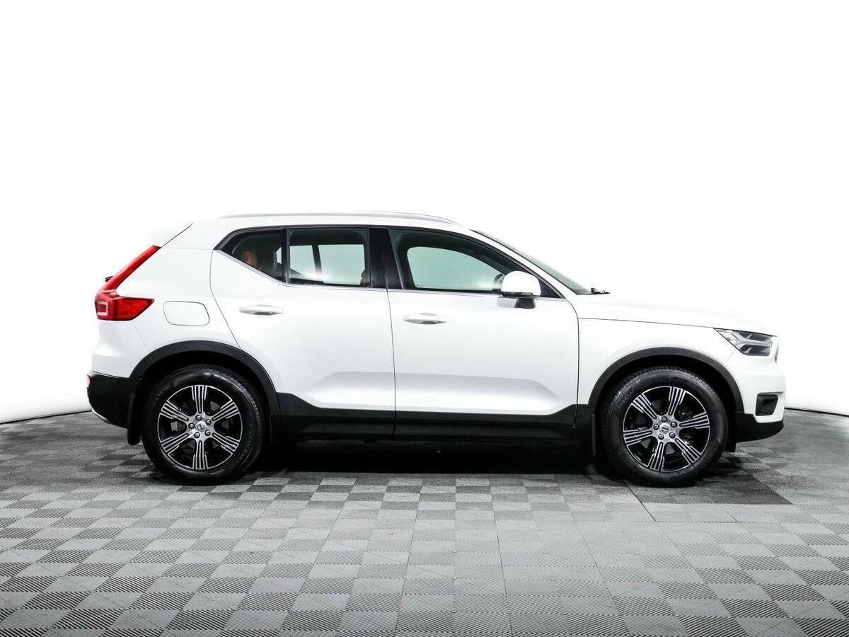 Купить Volvo XC40, 2020, 69 809 км, фото №4