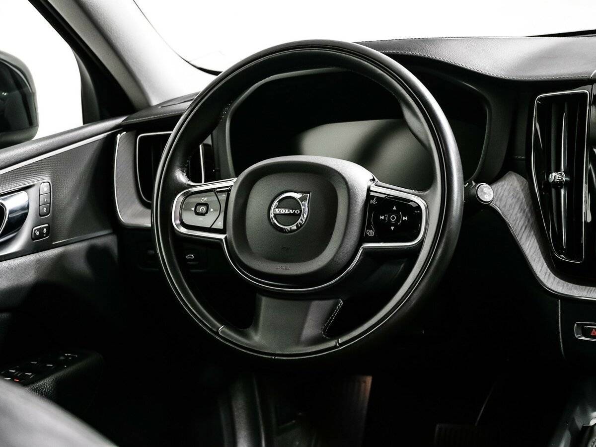 Купить Volvo XC60, 2019, 124 610 км, фото №16