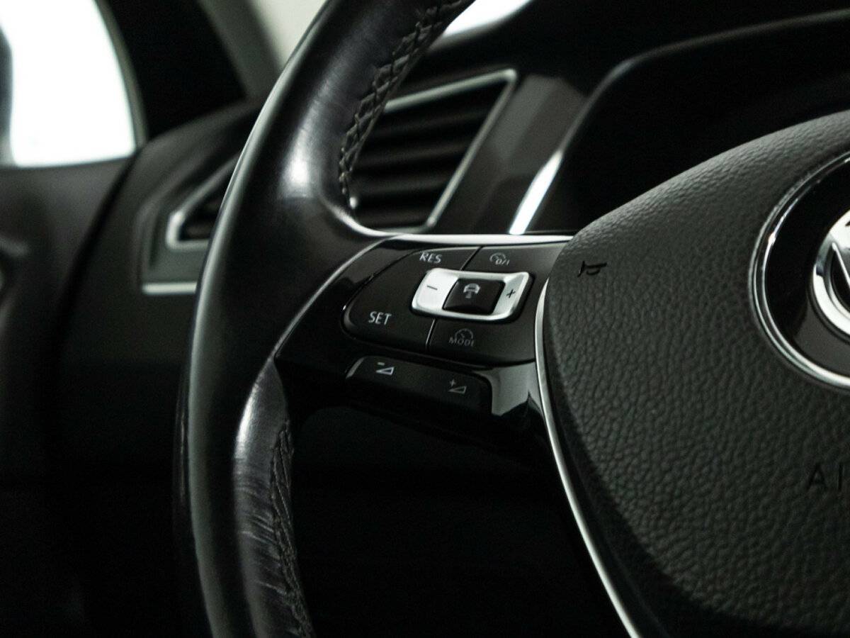 Купить Volkswagen Tiguan, 2018, 98 909 км, фото №24