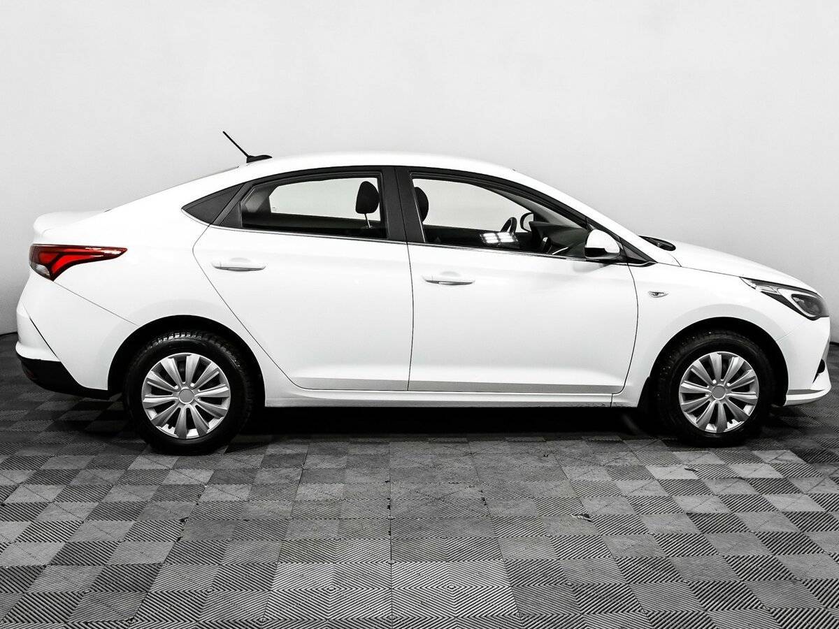 Купить Hyundai Solaris, 2020, 35 400 км, фото №4