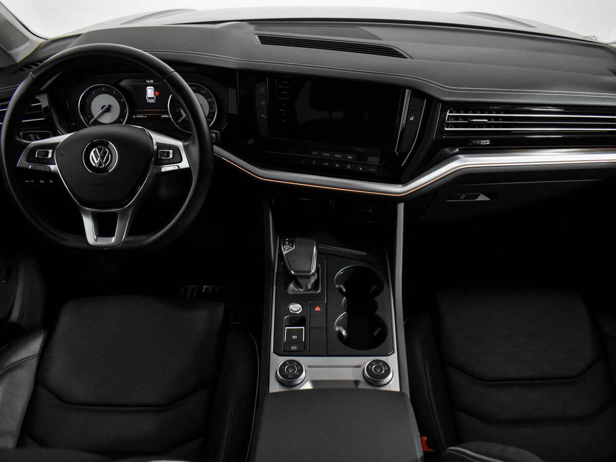 Купить Volkswagen Touareg, 2019, 68 901 км, фото №12