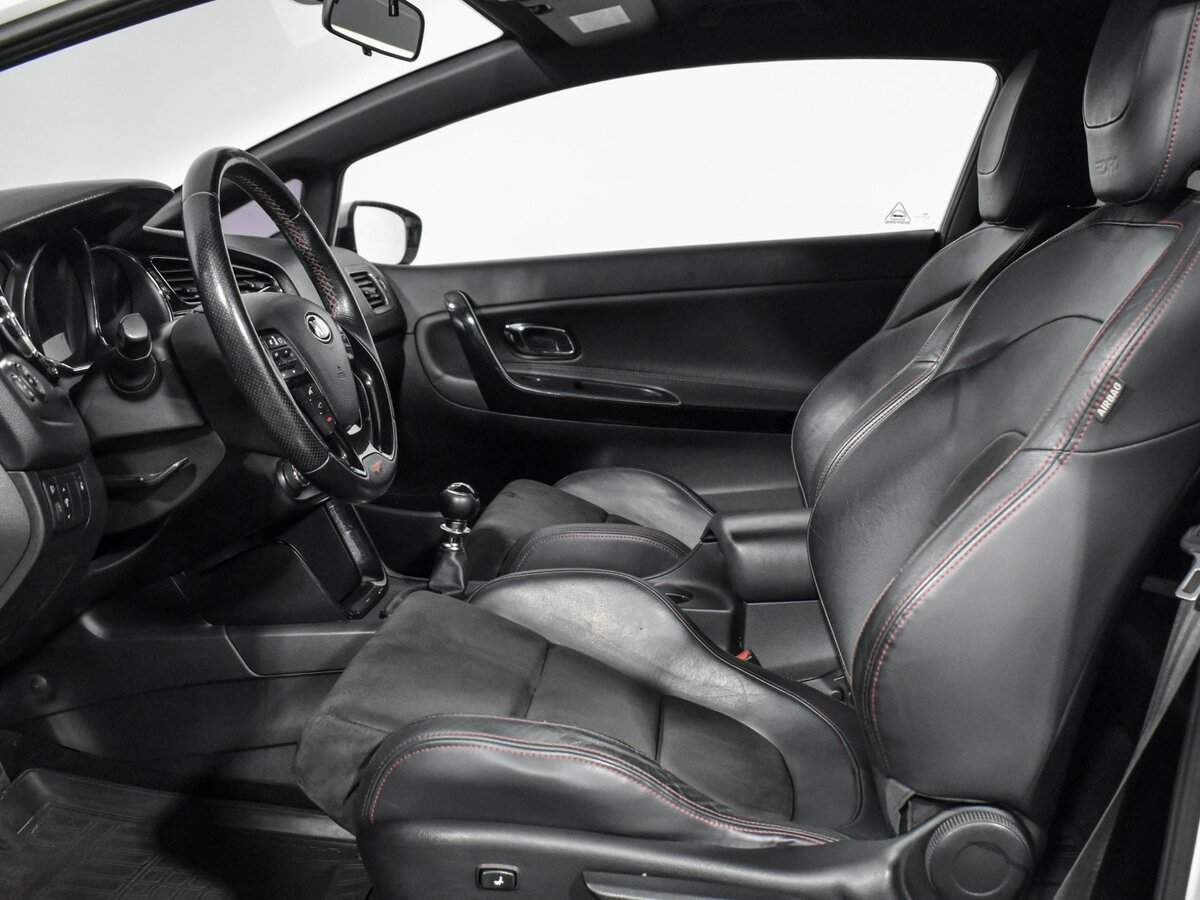 Купить Kia Ceed GT, 2015, 164 508 км, фото №10