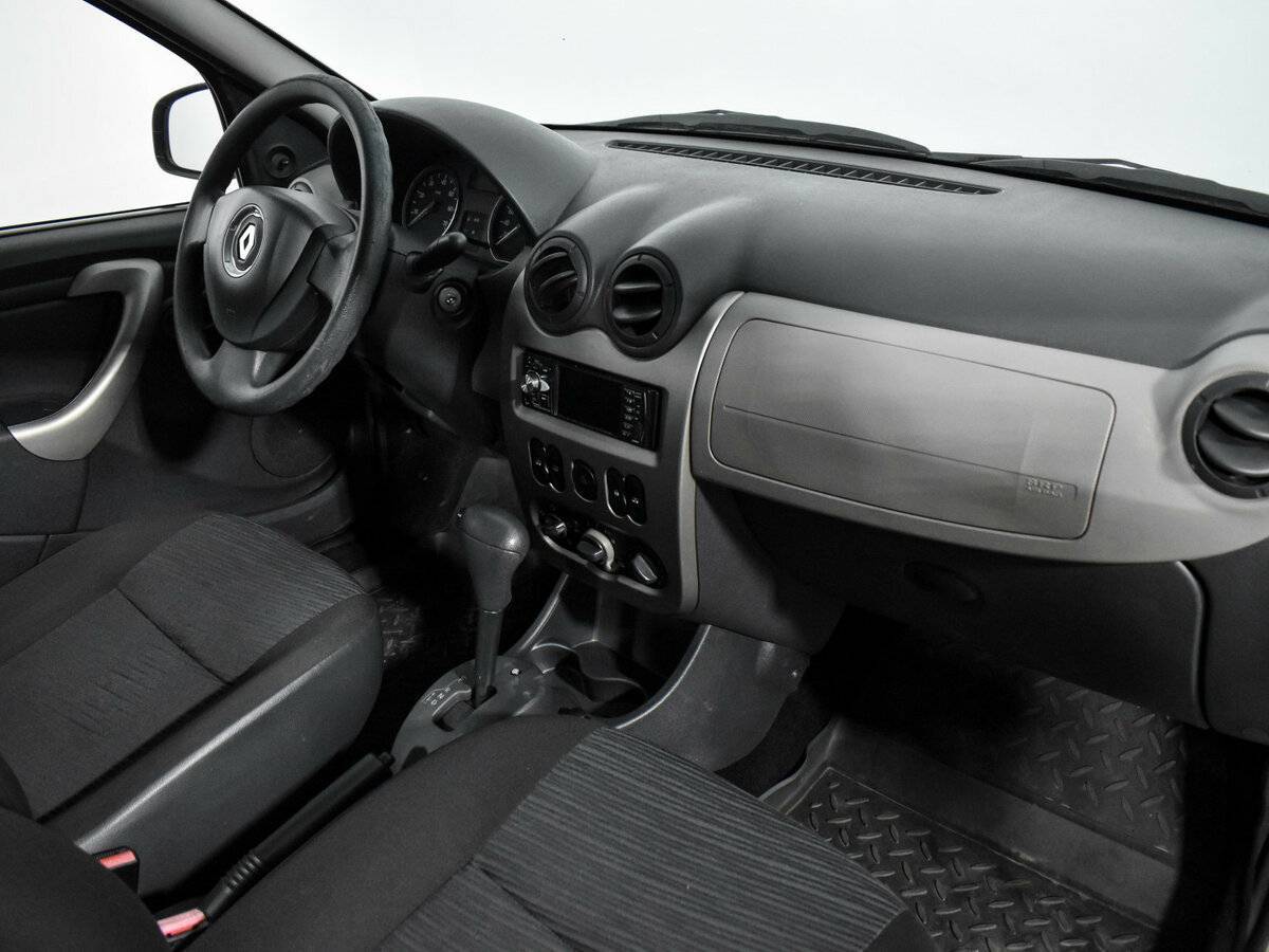 Купить Renault Logan, 2011, 200 000 км, фото №13