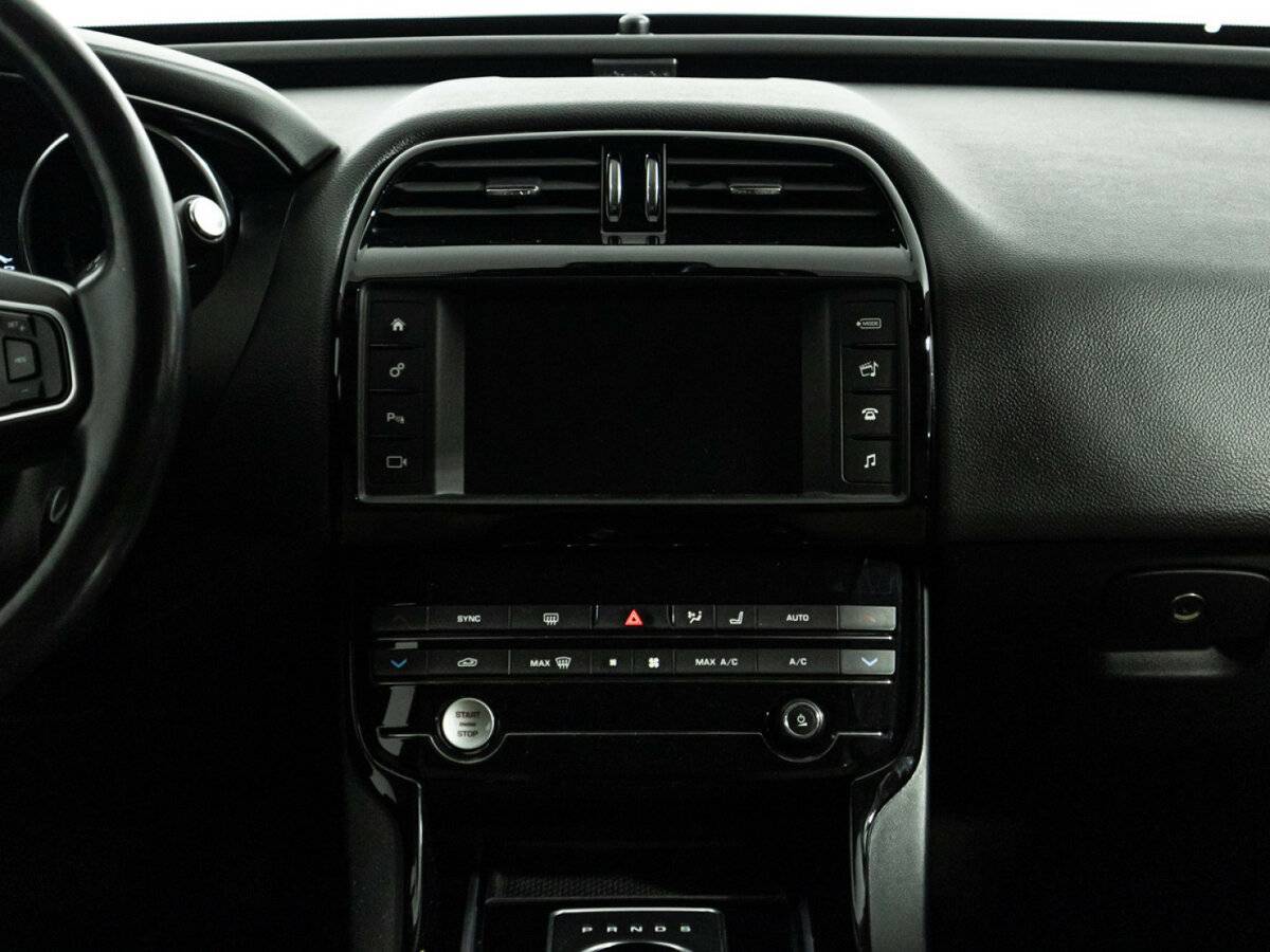 Купить Jaguar XE, 2016, 77 194 км, фото №14