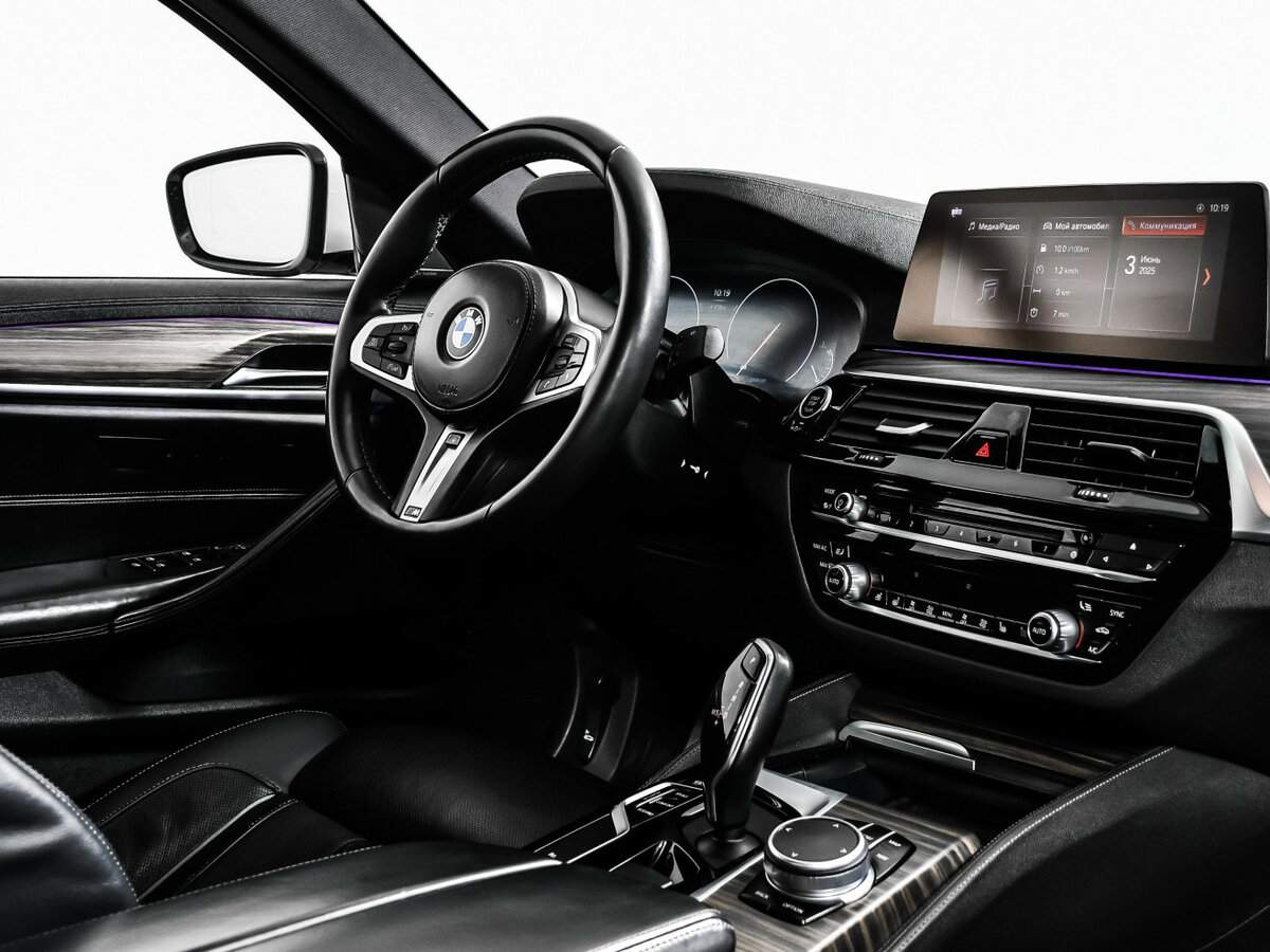 Купить BMW 5 серии 530d xDrive, 2019, 151 077 км, фото №9