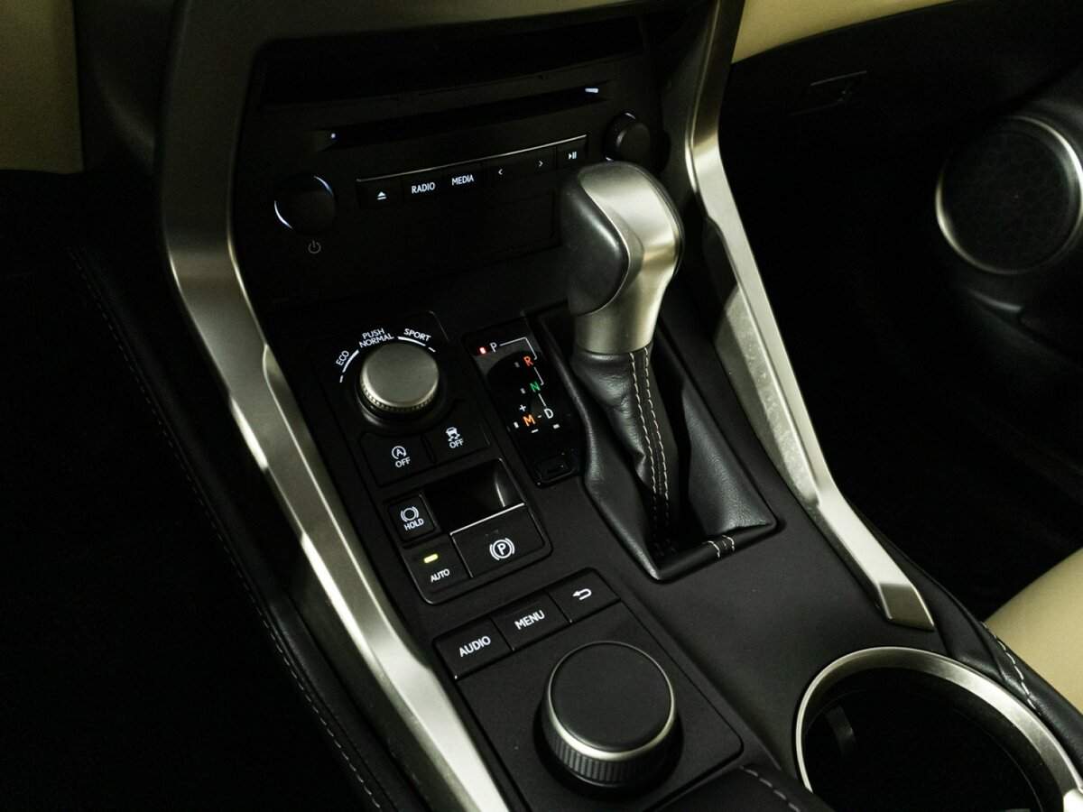 Купить Lexus NX 200, 2015, 79 839 км, фото №19