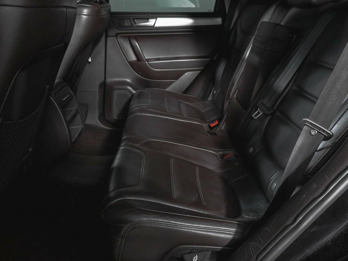 Купить Volkswagen Touareg, 2011, 295 829 км, фото №10
