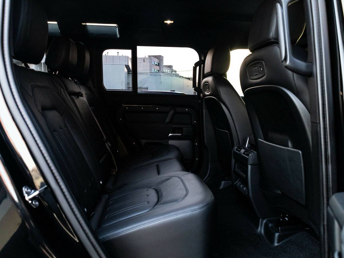 Купить Land Rover Defender 110, 2021, 60 783 км, фото №20