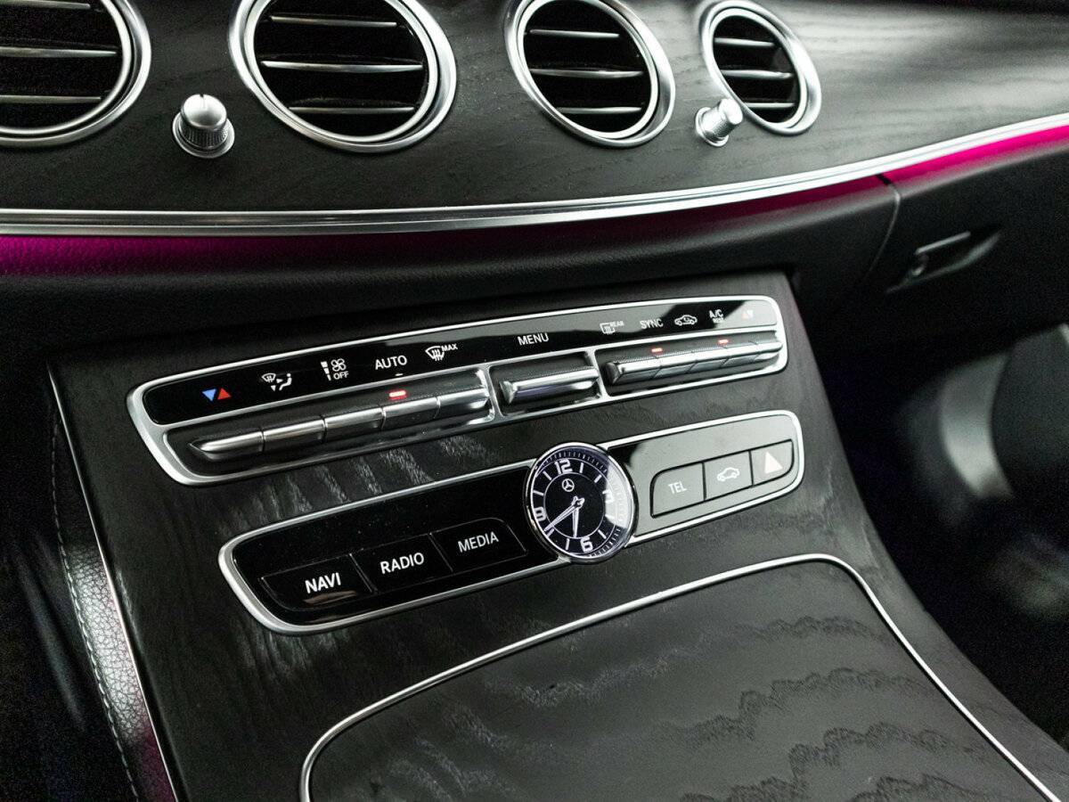 Купить Mercedes-Benz E-Класс 200, 2020, 181 947 км, фото №18