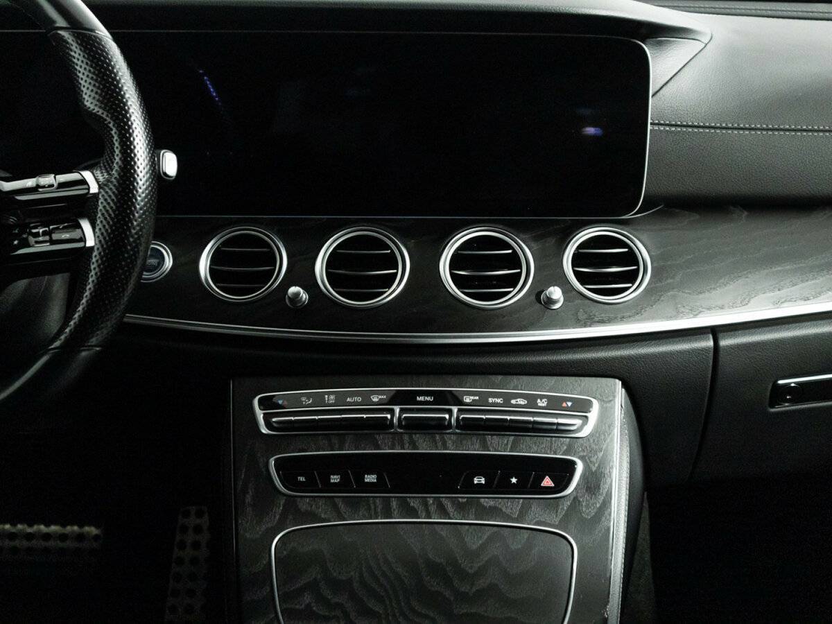 Купить Mercedes-Benz E-Класс 200, 2021, 143 894 км, фото №14