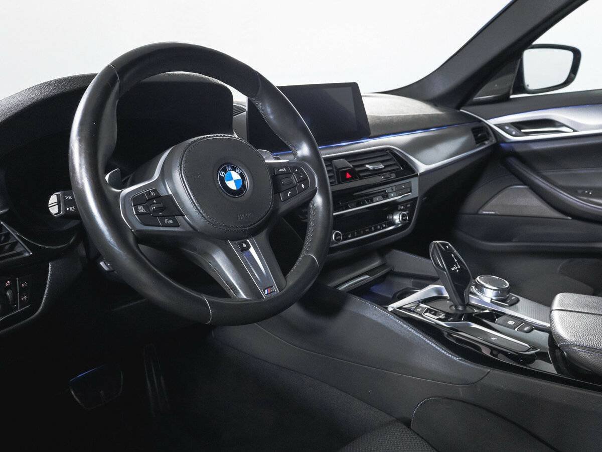 Купить BMW 5 серии 530i xDrive, 2019, 75 766 км, фото №14