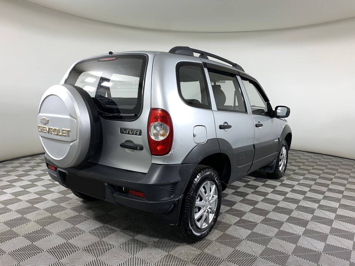 Купить Chevrolet Niva, 2011, 87 508 км, фото №5