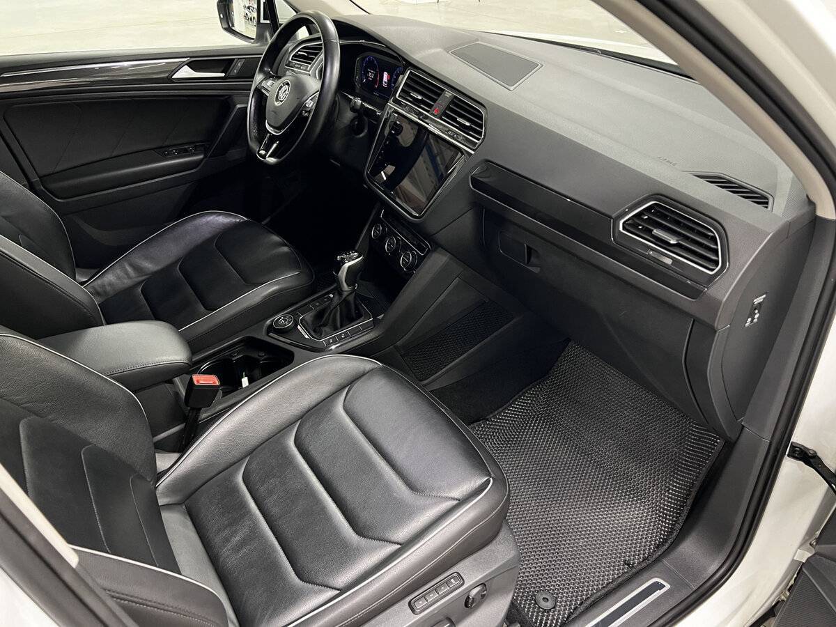 Купить Volkswagen Tiguan, 2019, 75 377 км, фото №11