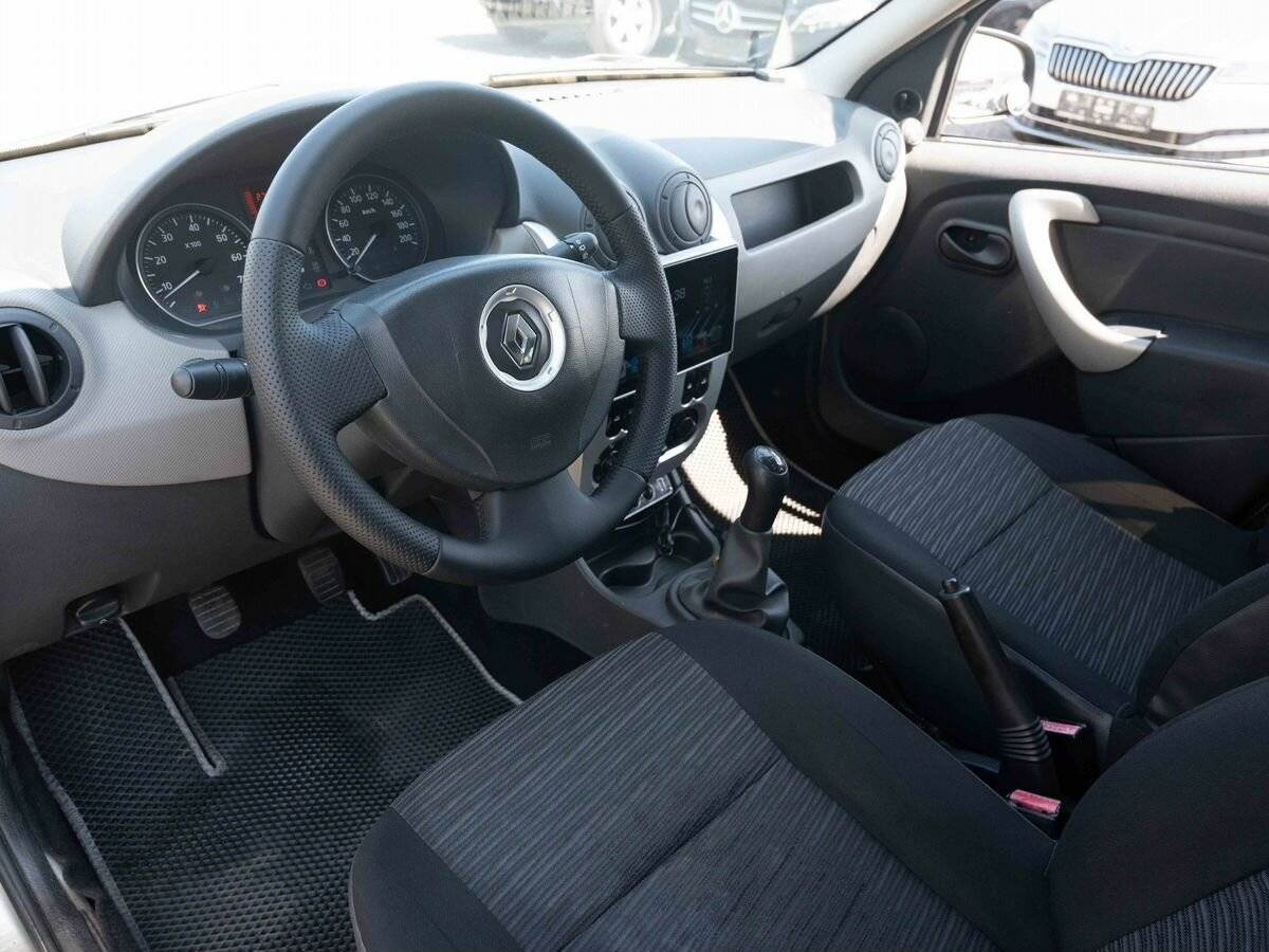 Купить Renault Logan, 2010, 278 000 км, фото №8
