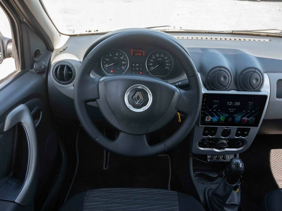 Купить Renault Logan, 2010, 278 000 км, фото №15