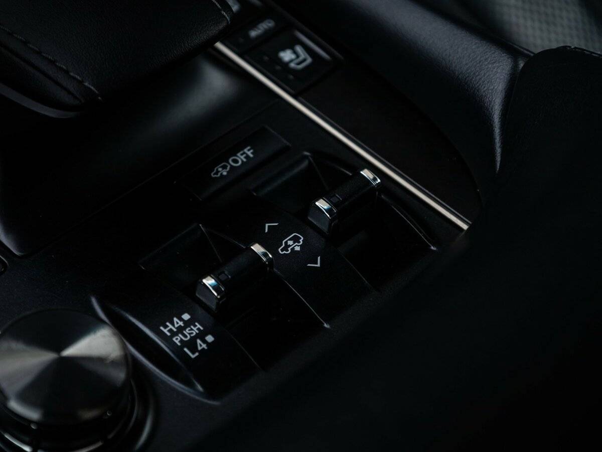 Купить Lexus LX 450d, 2018, 158 788 км, фото №24