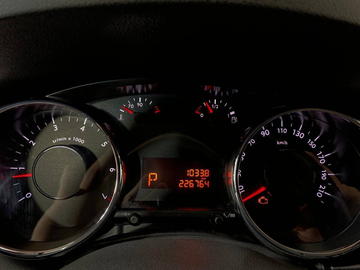 Купить Peugeot 3008, 2014, 226 762 км, фото №12