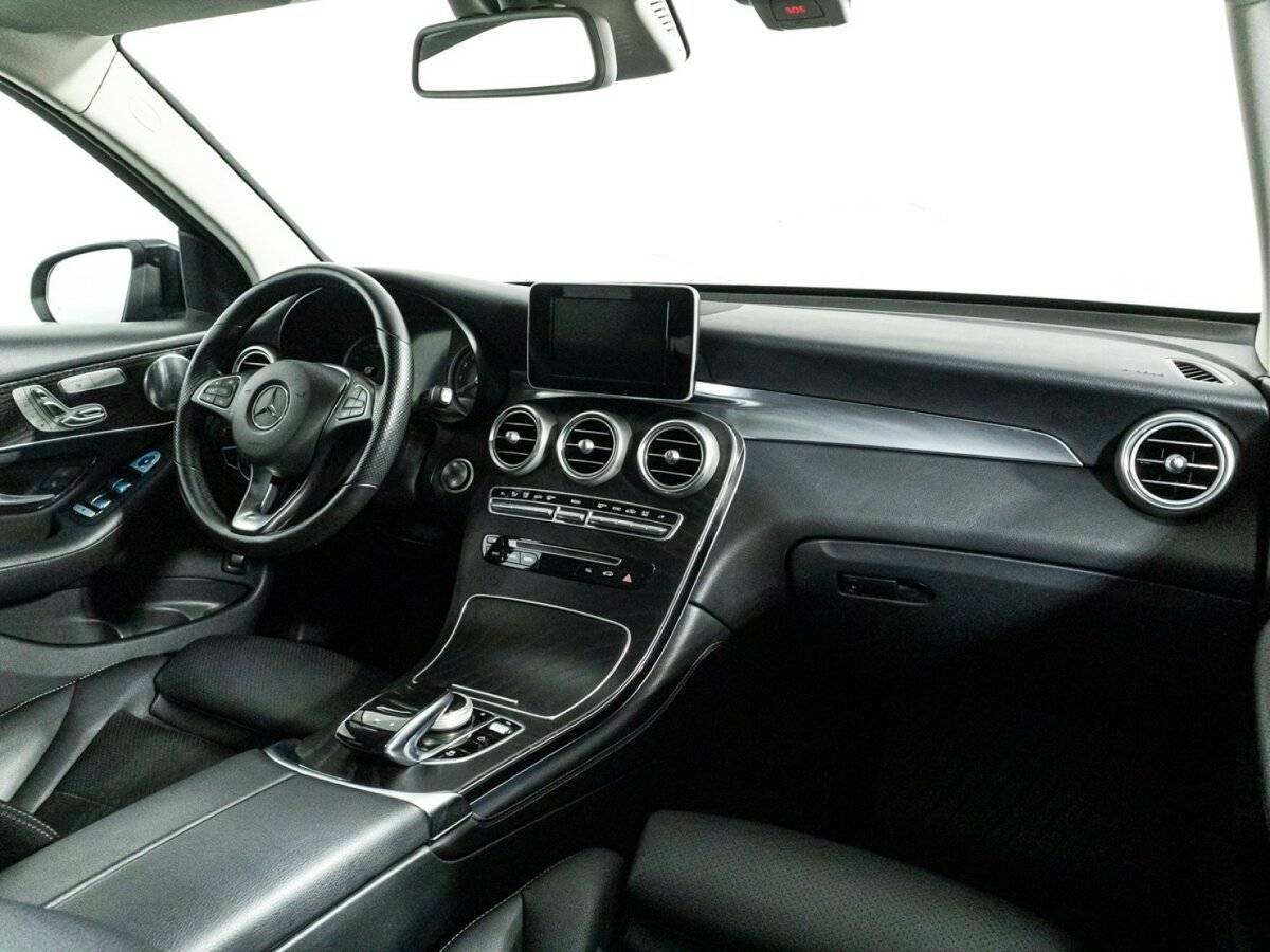 Купить Mercedes-Benz GLC 300, 2018, 135 130 км, фото №9