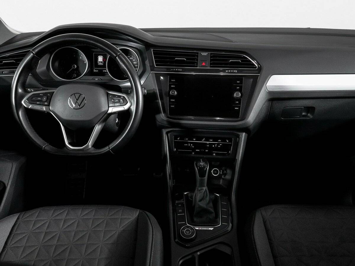 Купить Volkswagen Tiguan, 2021, 68 950 км, фото №12