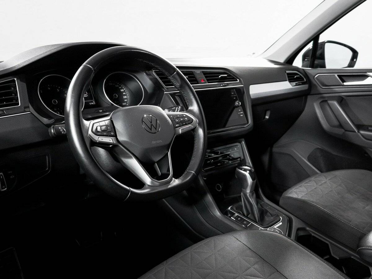 Купить Volkswagen Tiguan, 2021, 68 950 км, фото №14