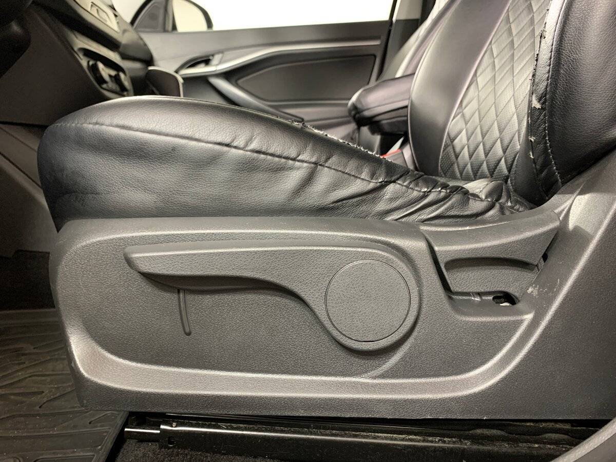 Купить Lada (ВАЗ) Vesta SW, 2021, 129 200 км, фото №16