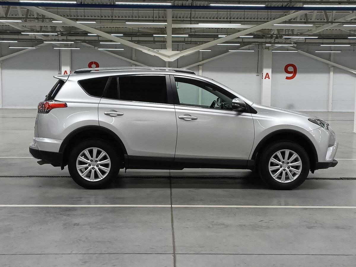 Купить Toyota RAV4, 2019, 123 502 км, фото №4