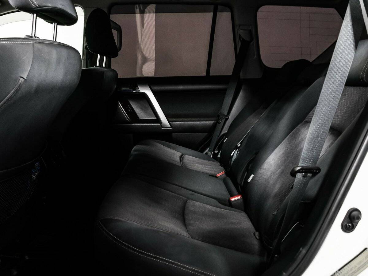 Купить Toyota Land Cruiser Prado, 2016, 108 813 км, фото №13