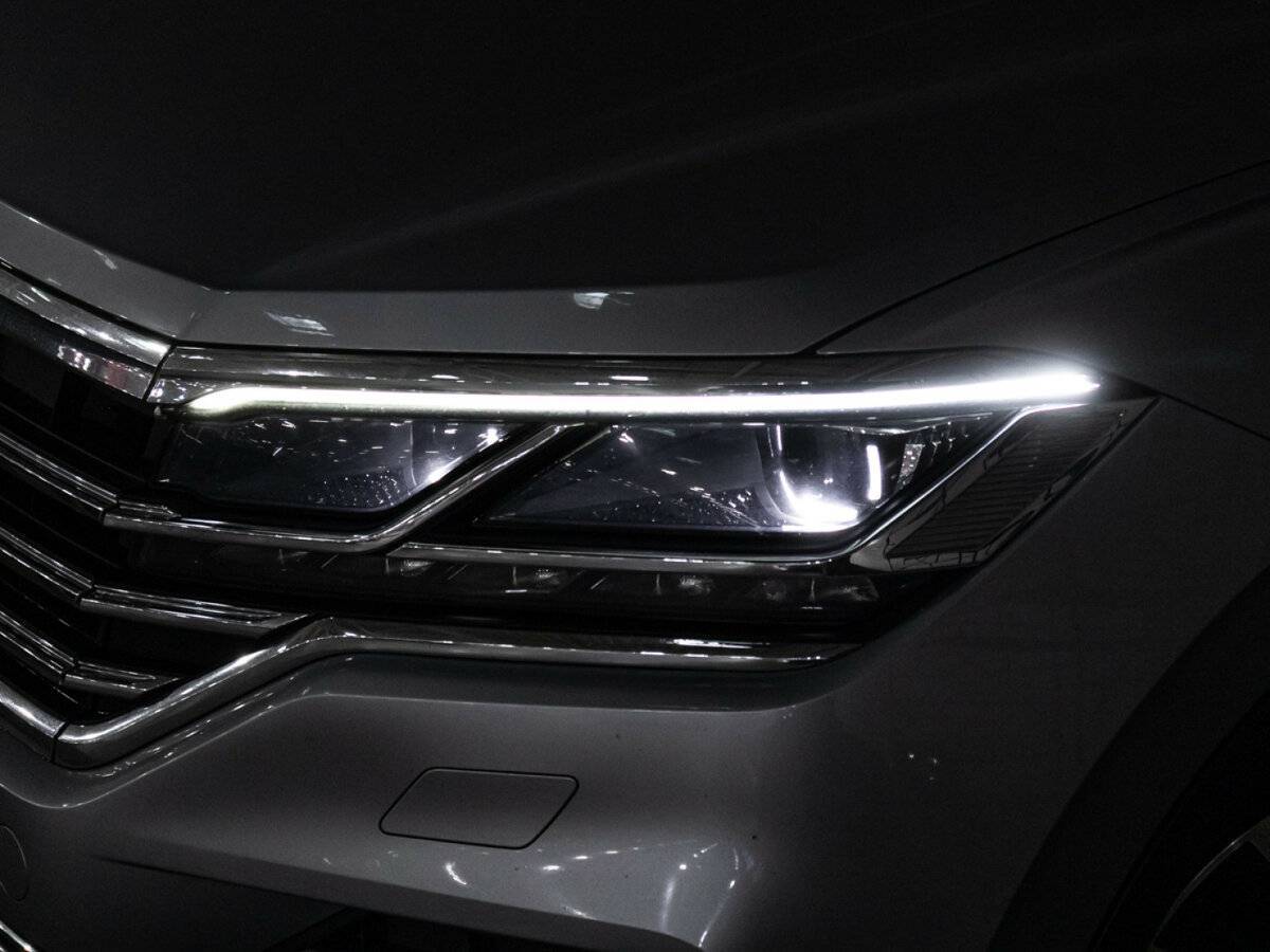 Купить Volkswagen Touareg, 2018, 142 477 км, фото №32