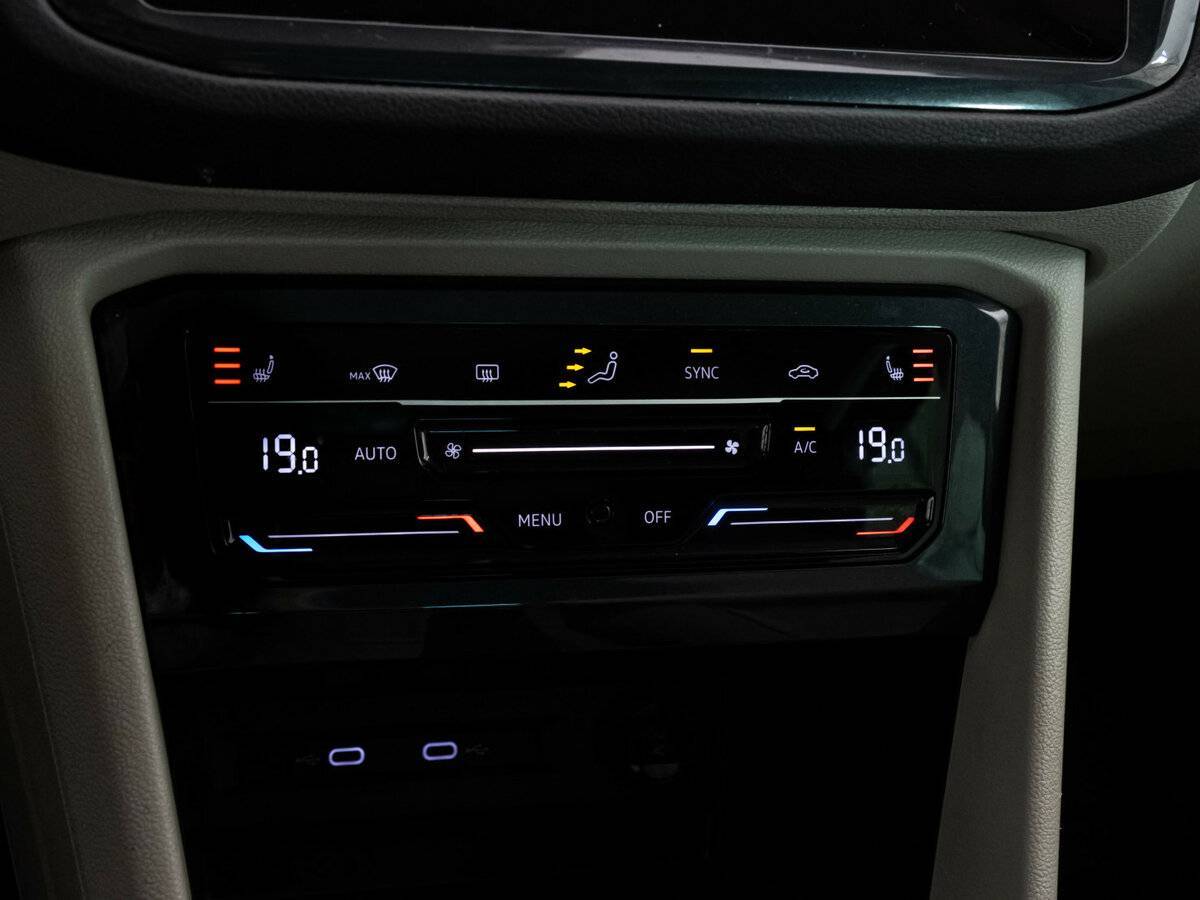 Купить Volkswagen Tiguan, 2020, 65 439 км, фото №11