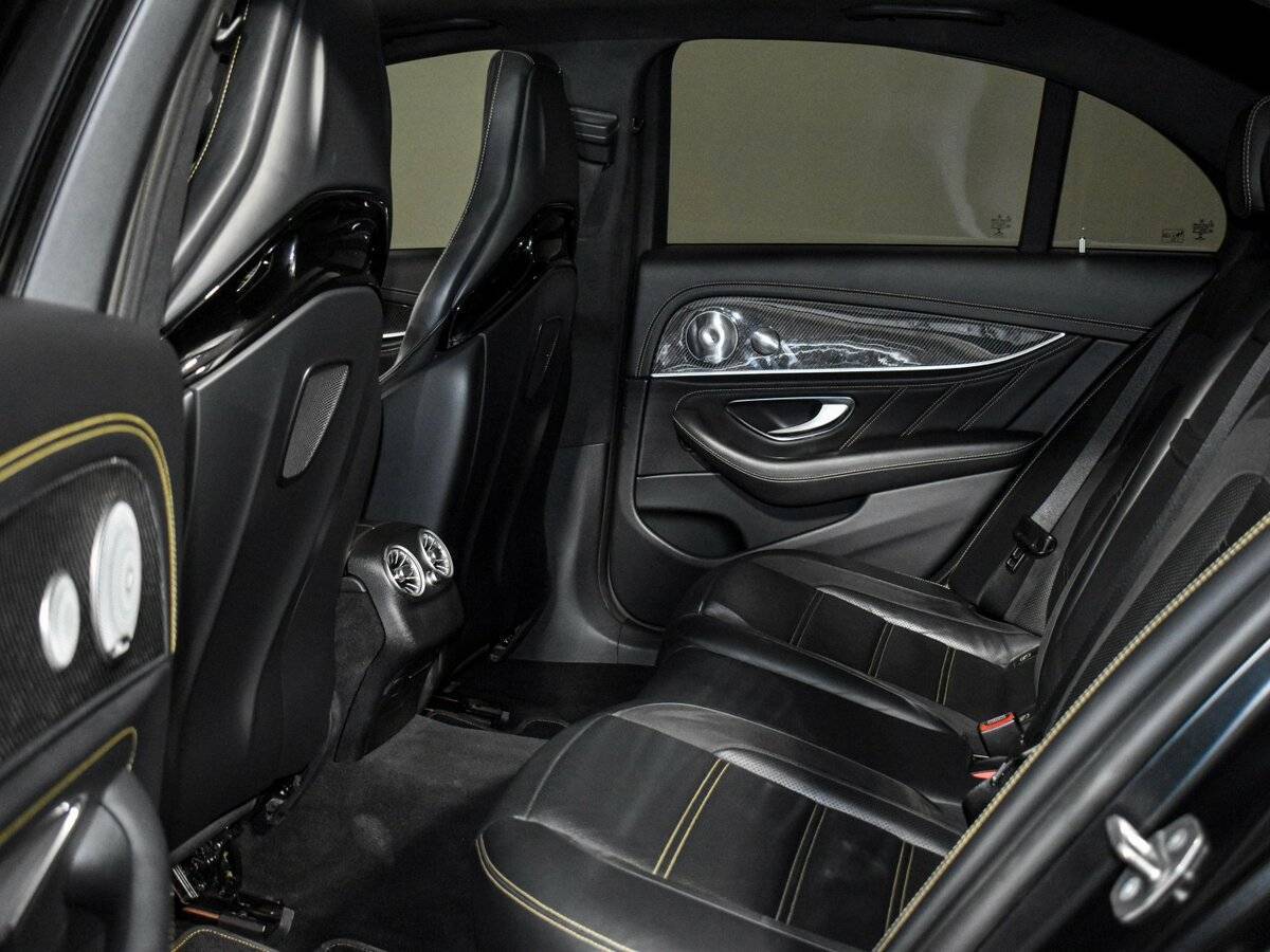 Купить Mercedes-Benz E-Класс AMG 63 AMG S, 2017, 97 547 км, фото №14