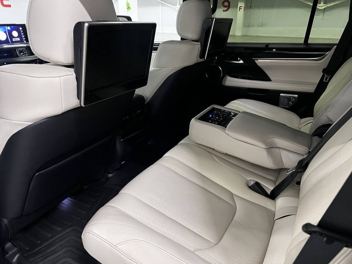 Купить Lexus LX 570, 2017, 138 900 км, фото №12